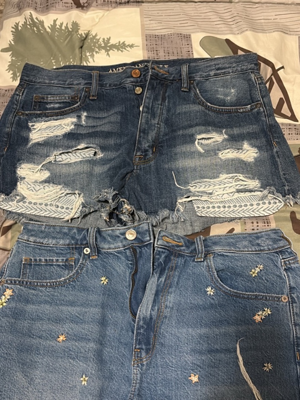 (2) pair American Eagle shorts size 12